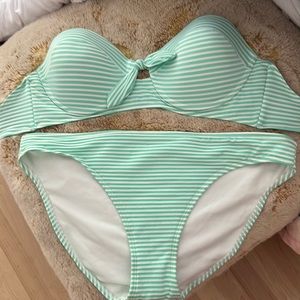 New xhilaration white and mint striped bandeaux bikini in size XL